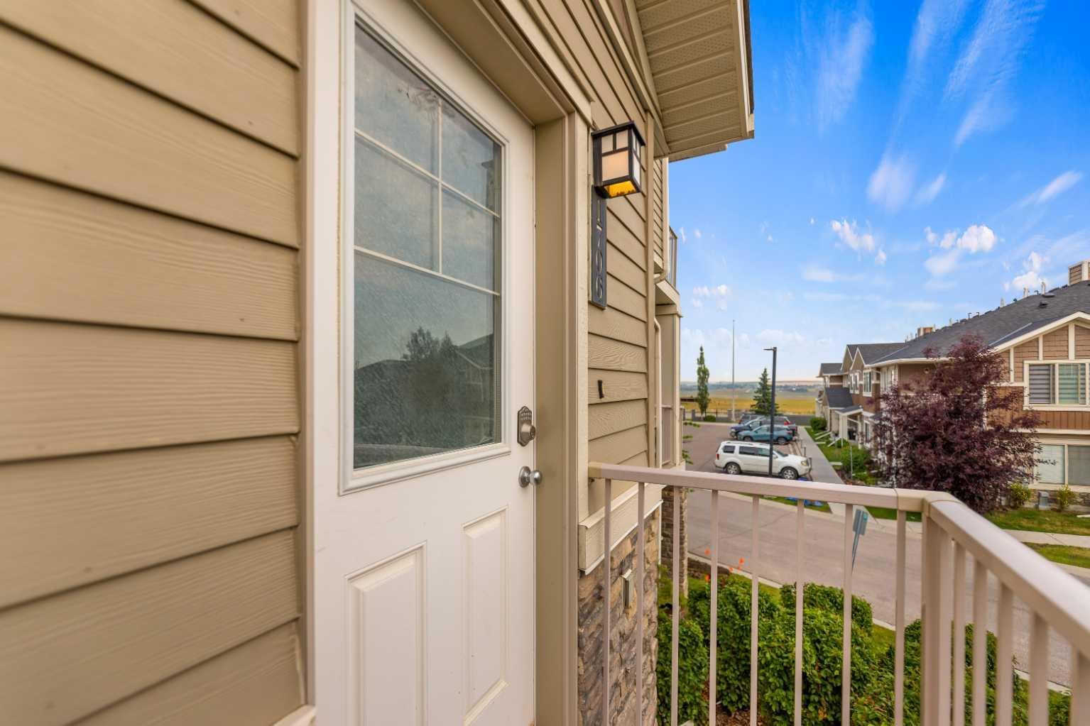 1706, 250 Sage Valley Road NW