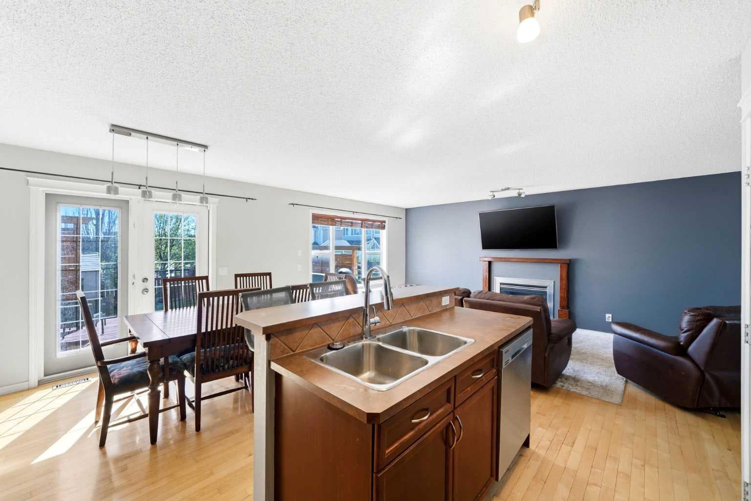 78 Cougar Plateau Way SW