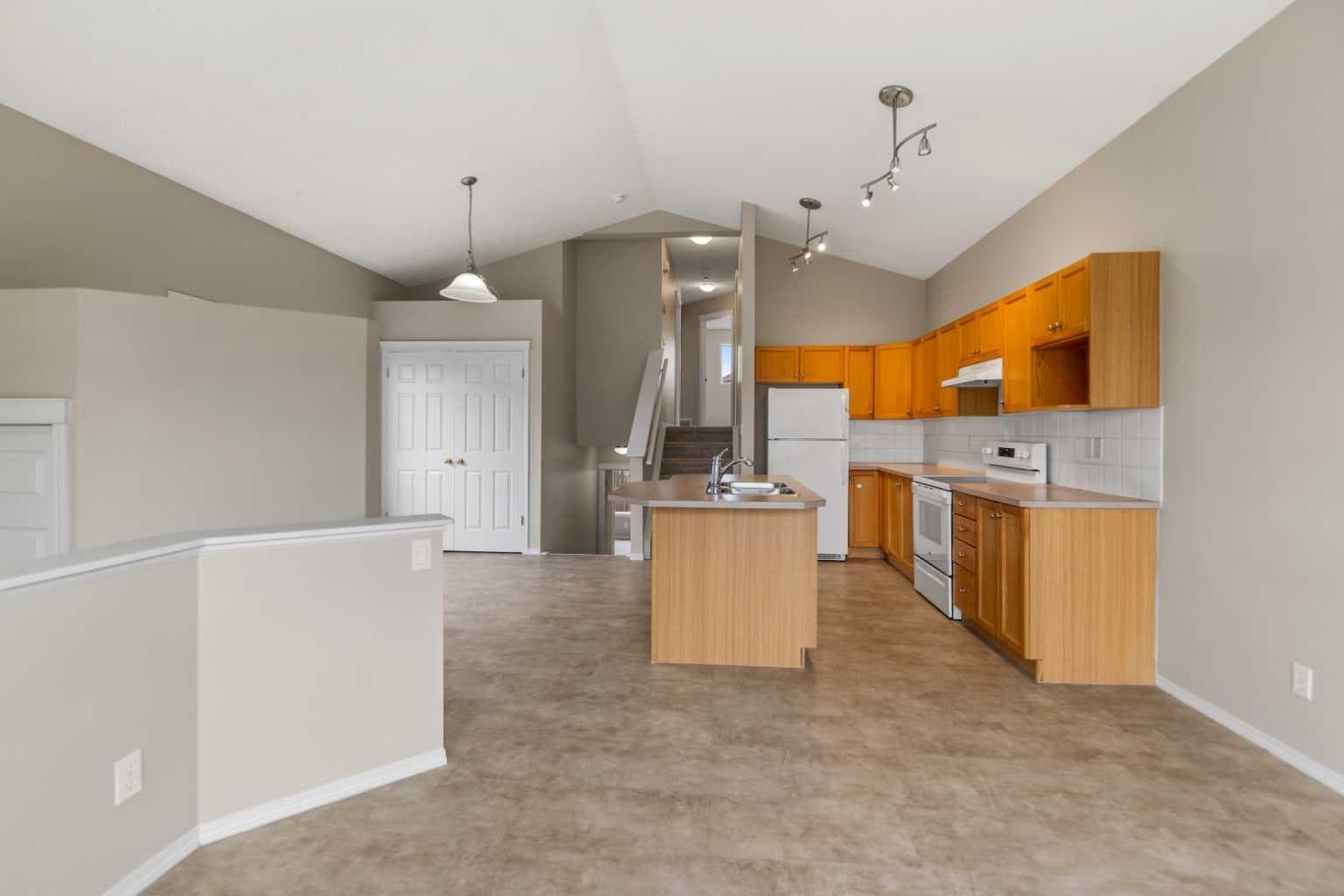 86 Saddlemont Close NE