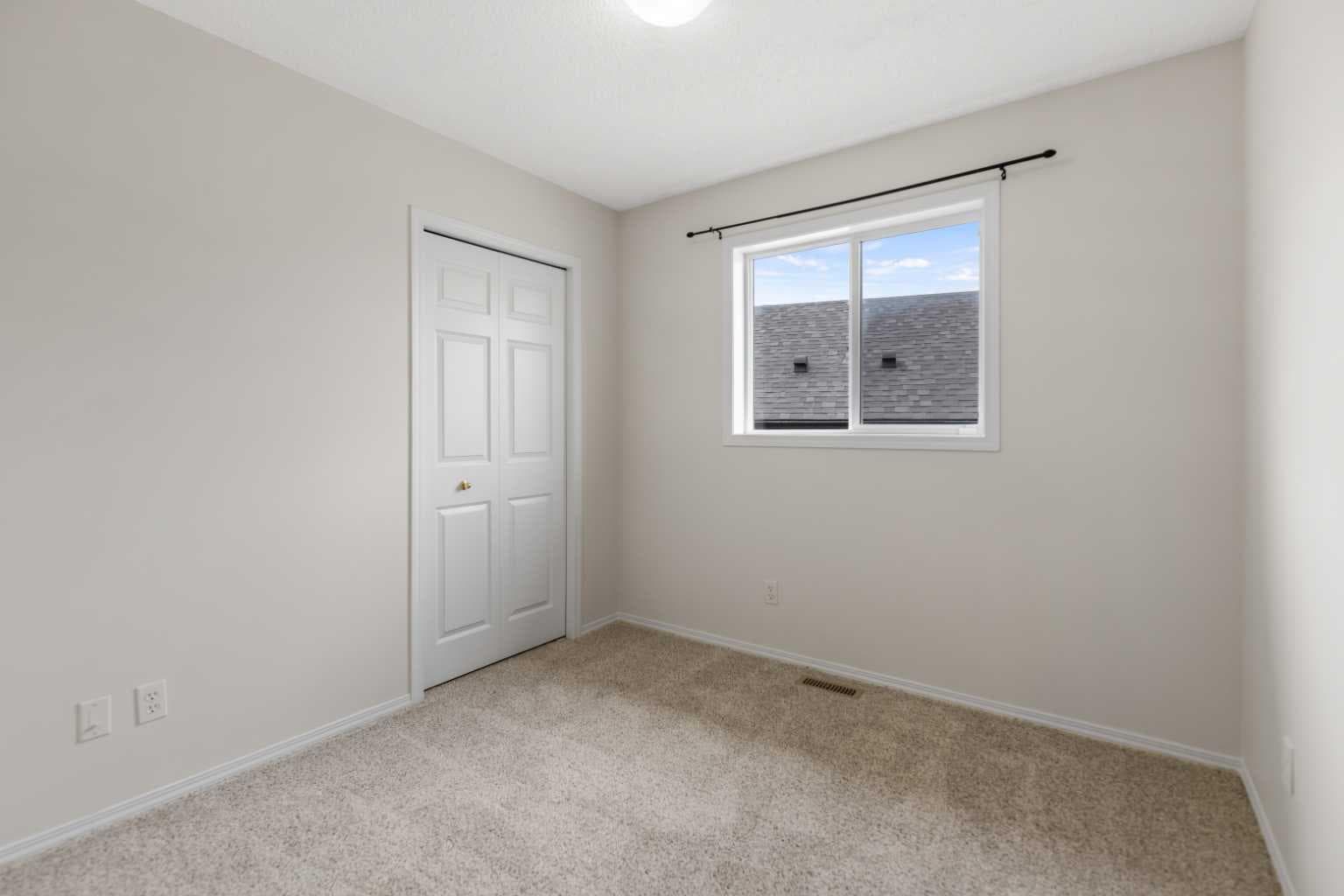 86 Saddlemont Close NE