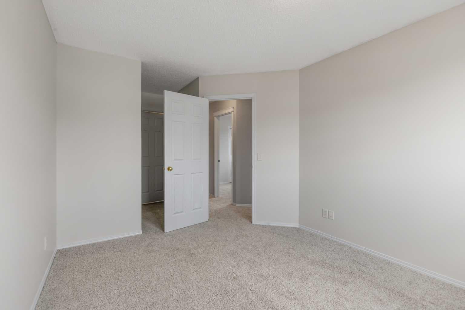 86 Saddlemont Close NE