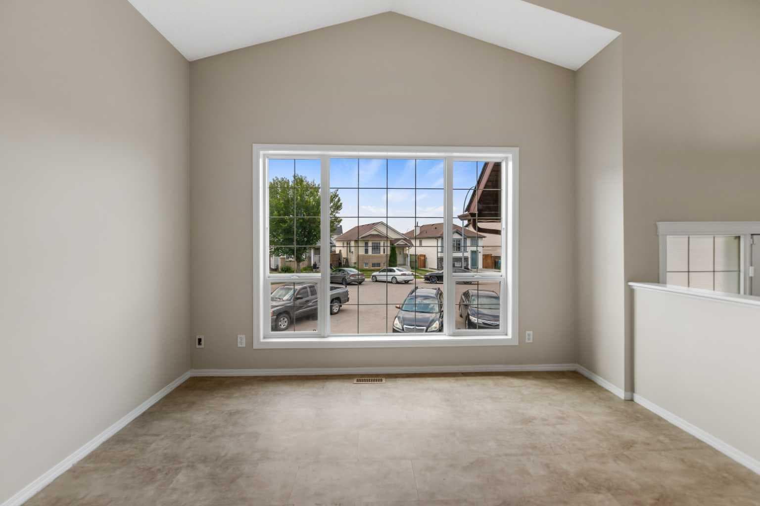 86 Saddlemont Close NE