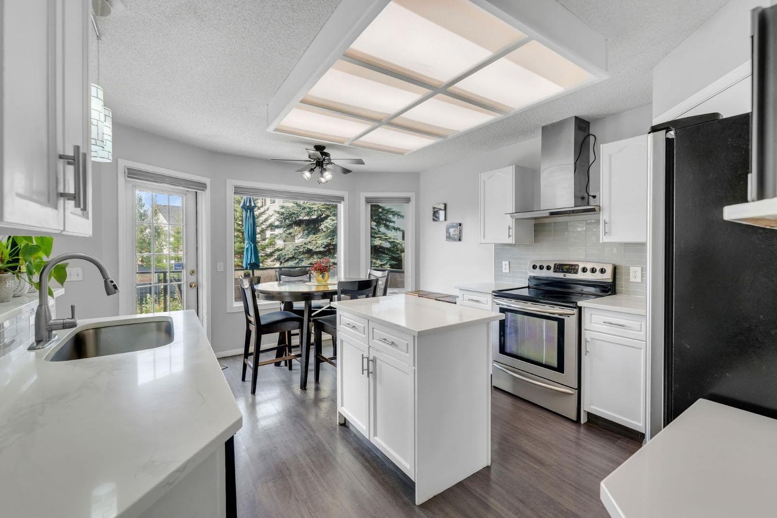 11 Arbour Summit Close NW