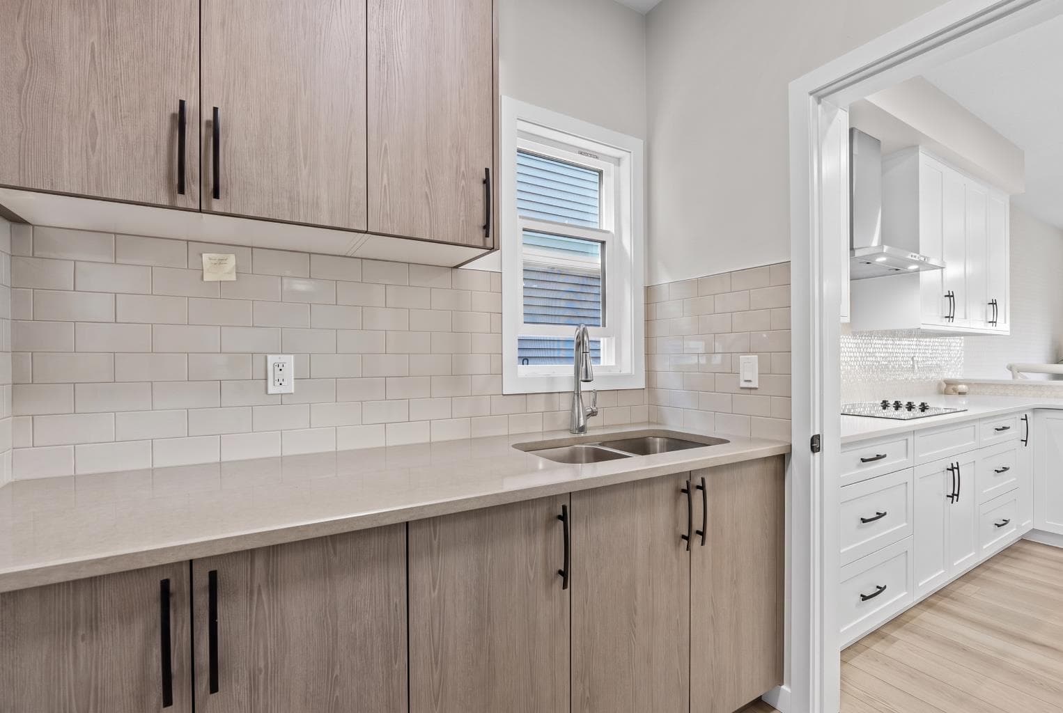 1429 Chinook Gate Glen SW