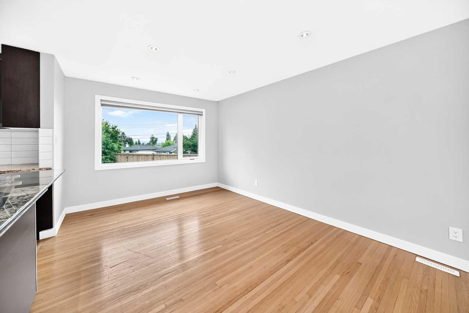 173 Cornwallis Drive NW