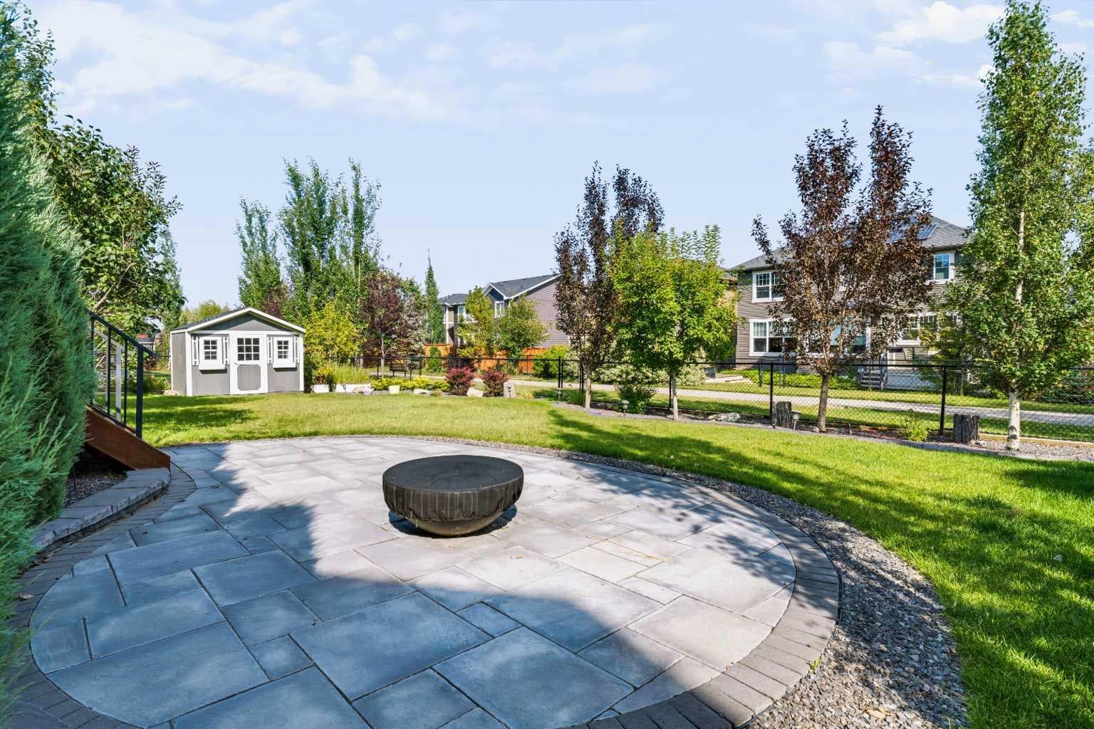 924 East Lakeview Road 