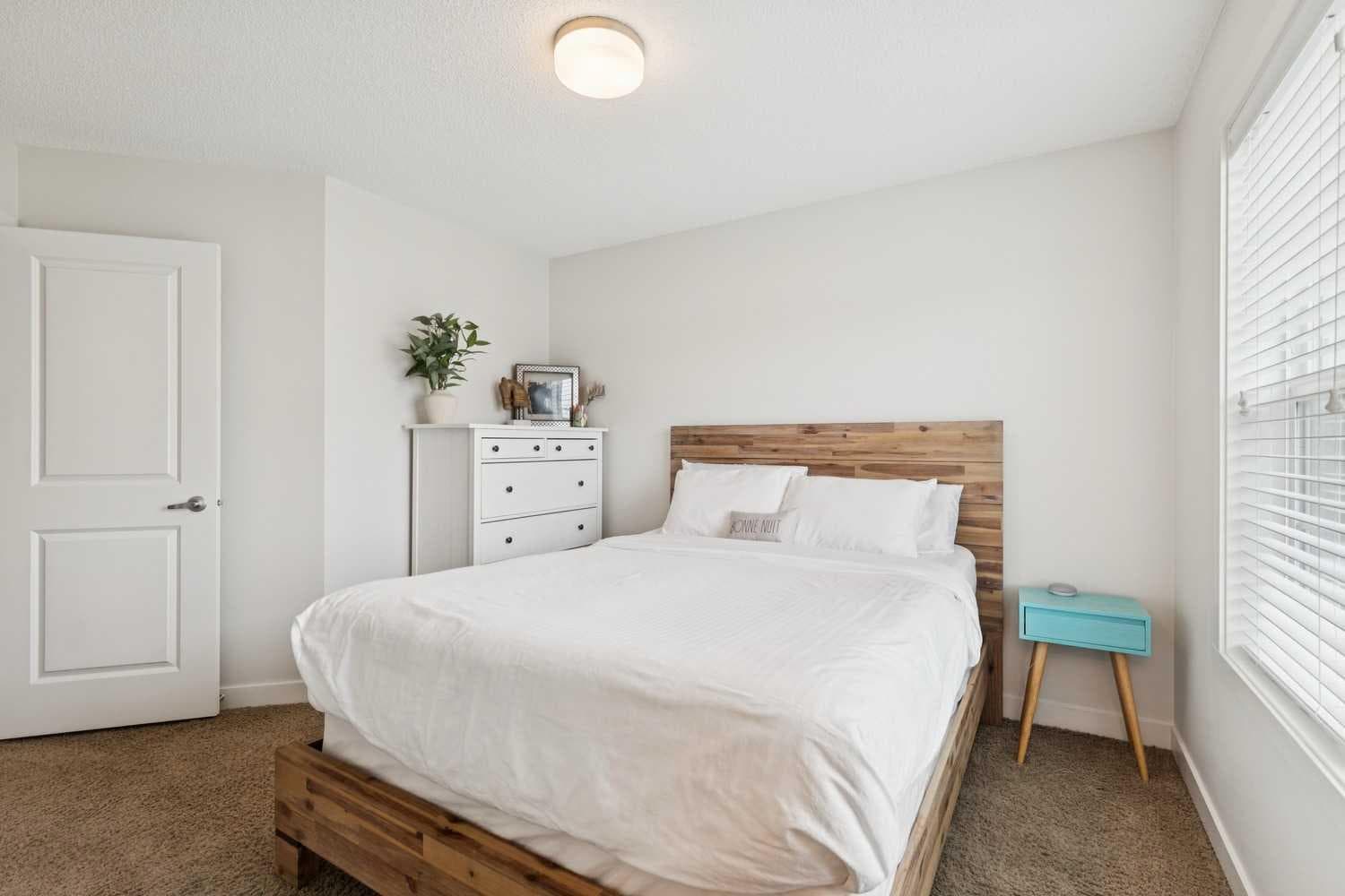 206 Nolanfield Villas NW
