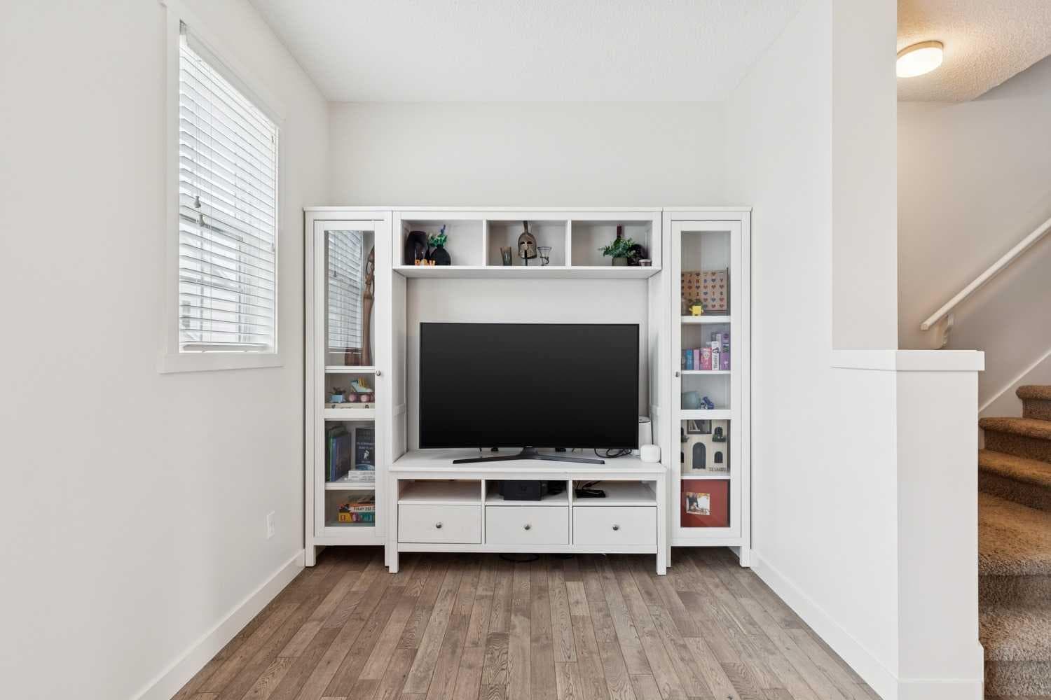 206 Nolanfield Villas NW