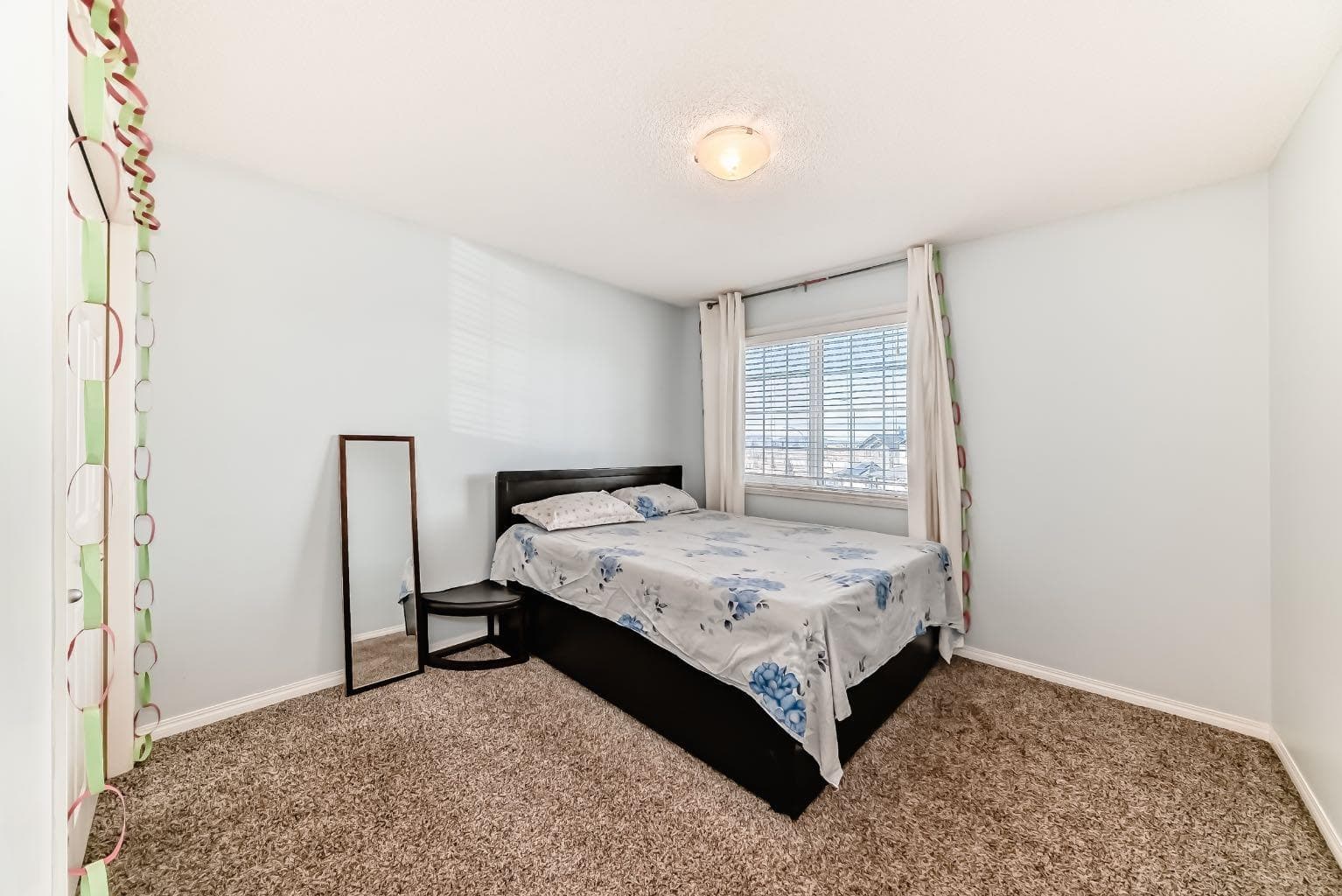 16 Saddlecrest Park NE