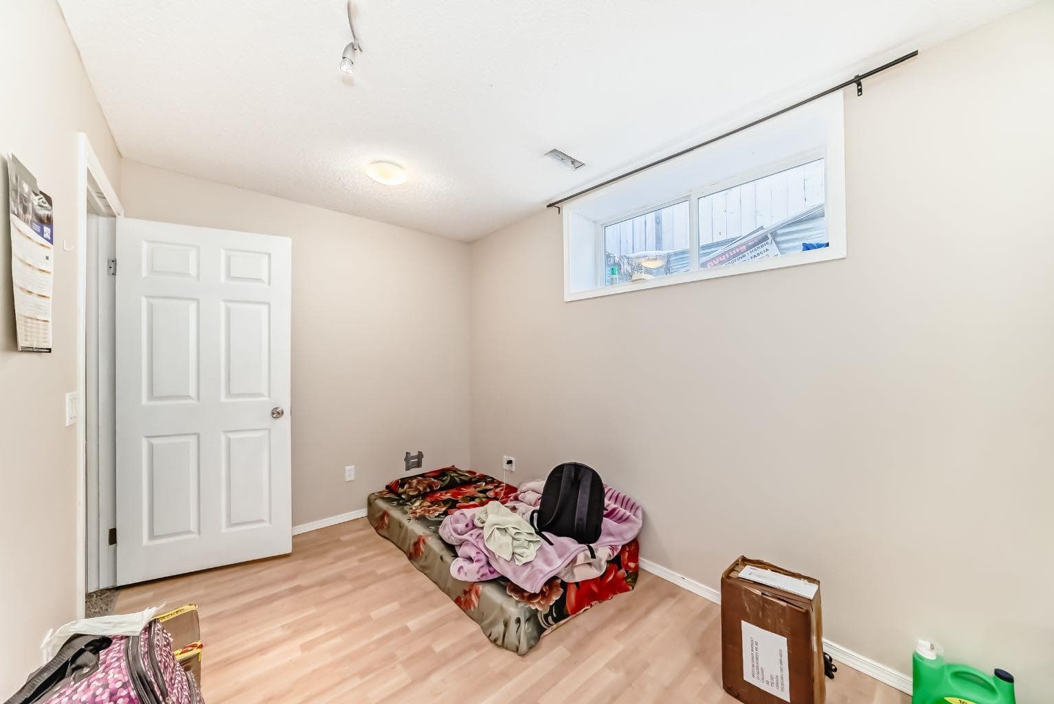 16 Saddlecrest Park NE