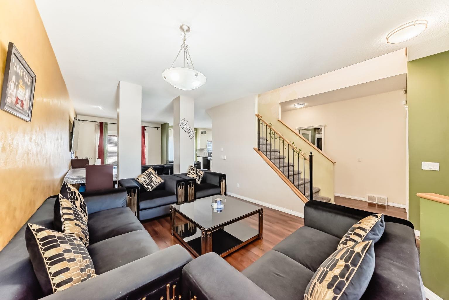 16 Saddlecrest Park NE