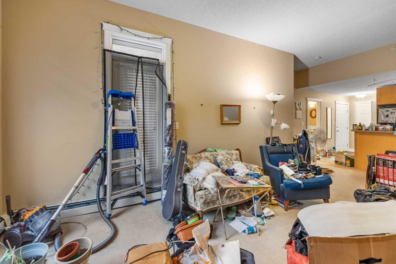 3113, 24 Hemlock Crescent SW