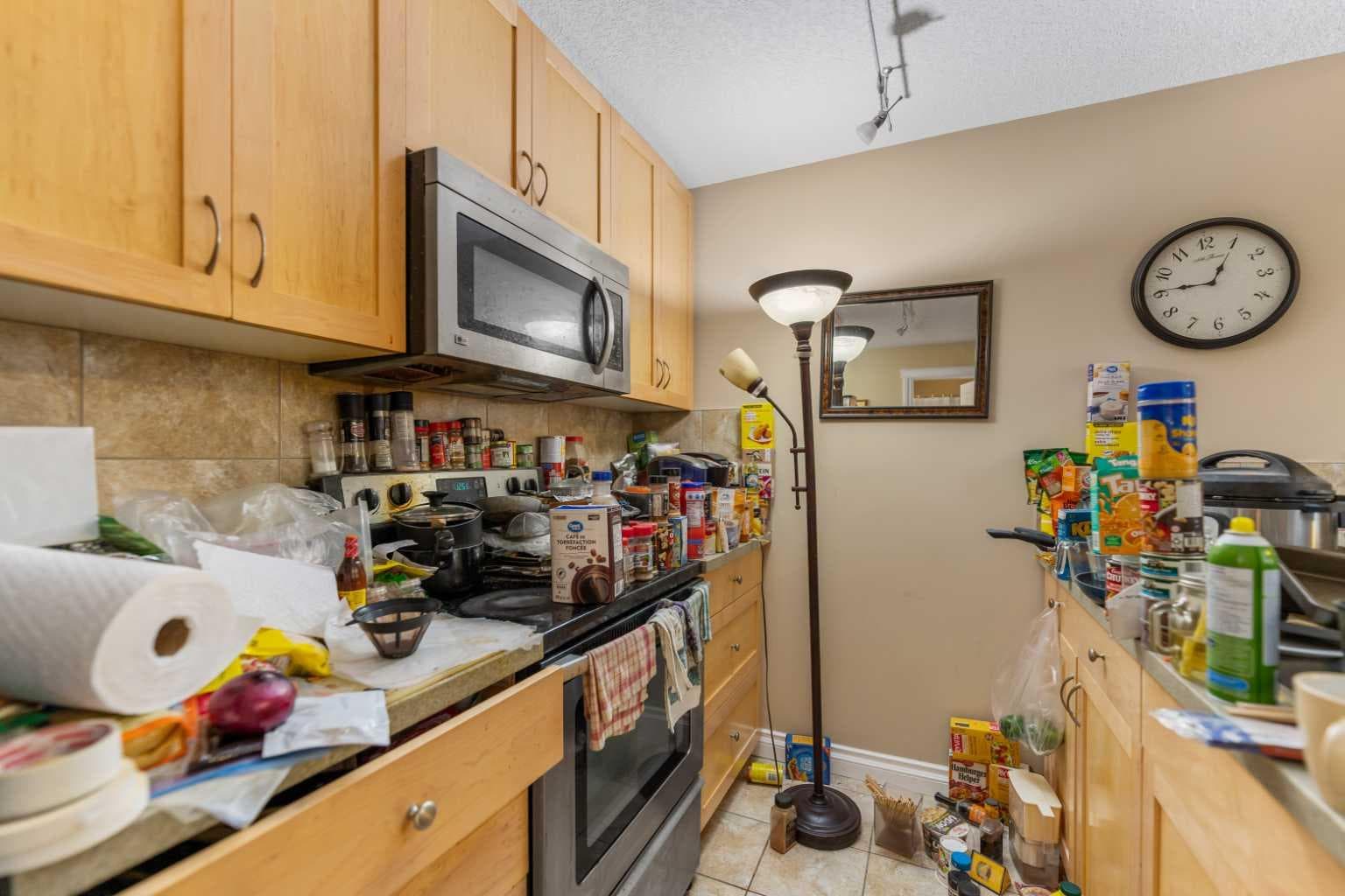 3113, 24 Hemlock Crescent SW