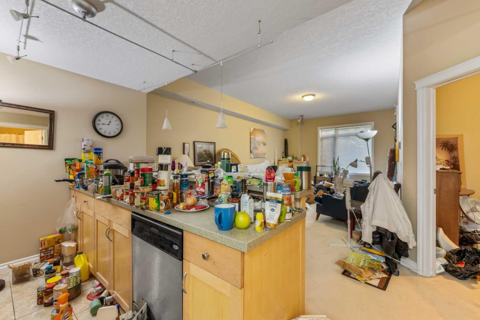 3113, 24 Hemlock Crescent SW