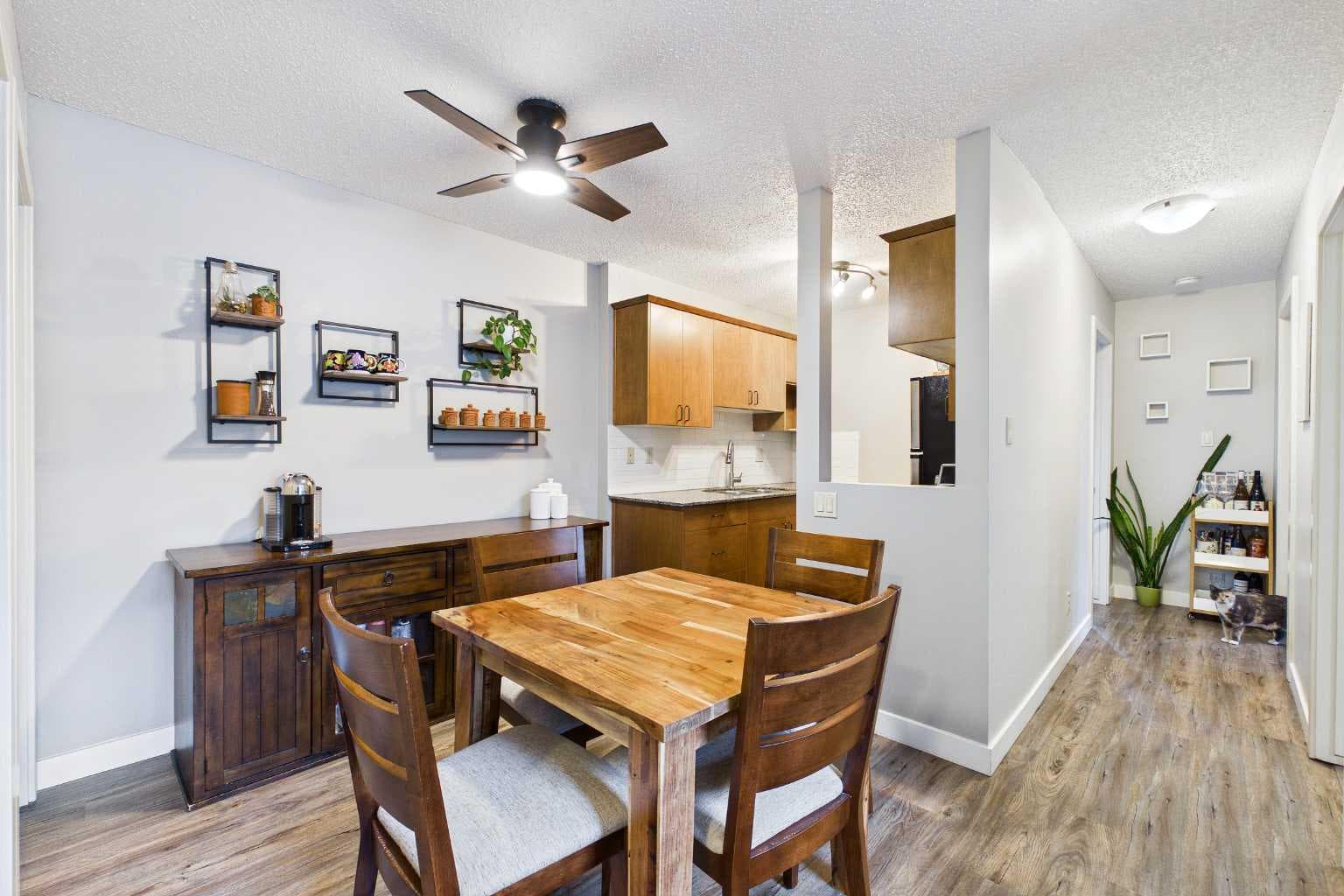 831, 6400 Coach Hill Road SW