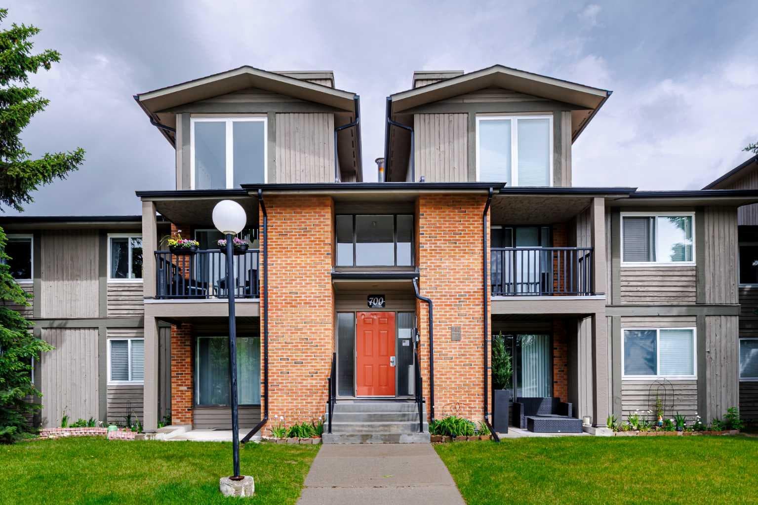 831, 6400 Coach Hill Road SW
