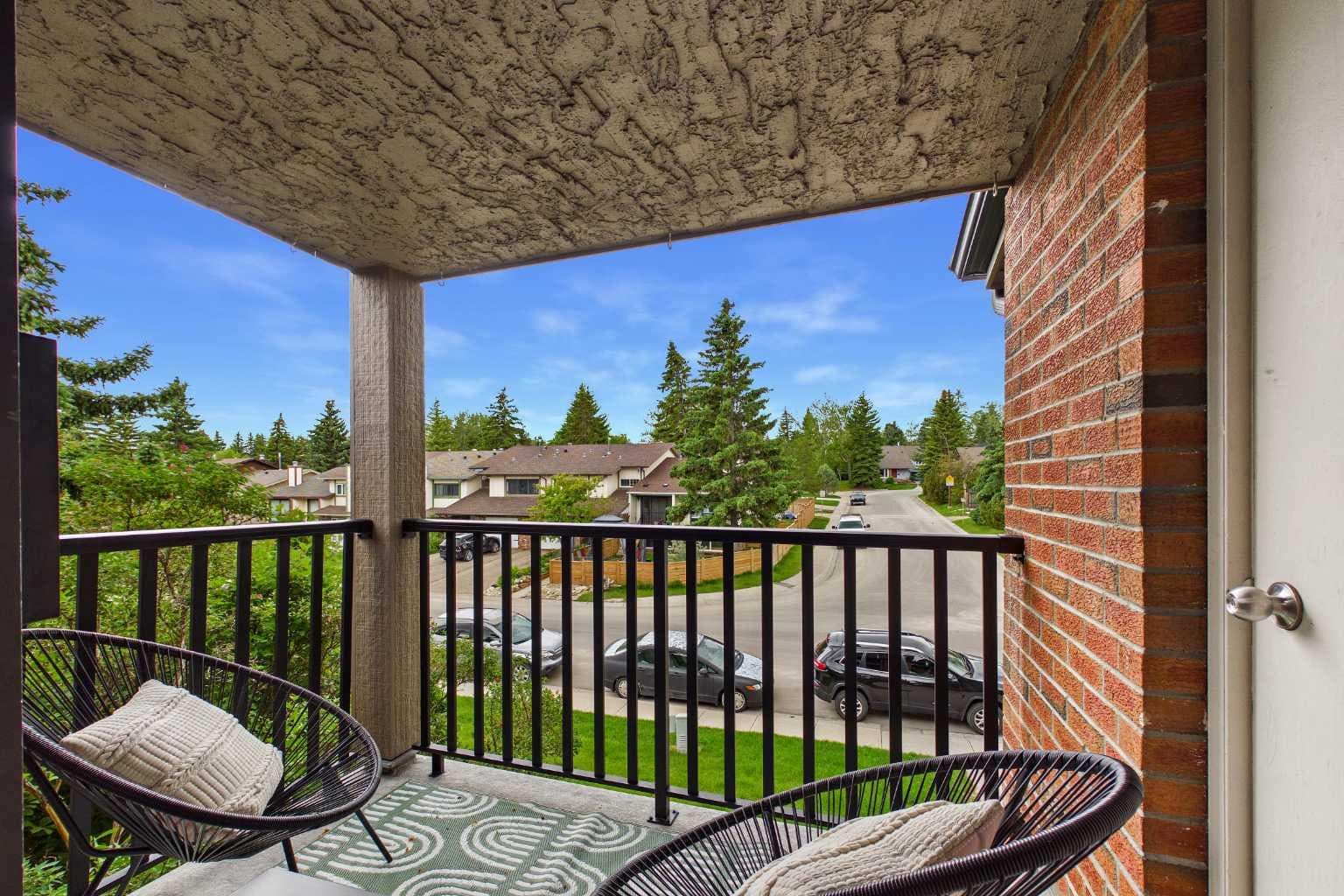 831, 6400 Coach Hill Road SW