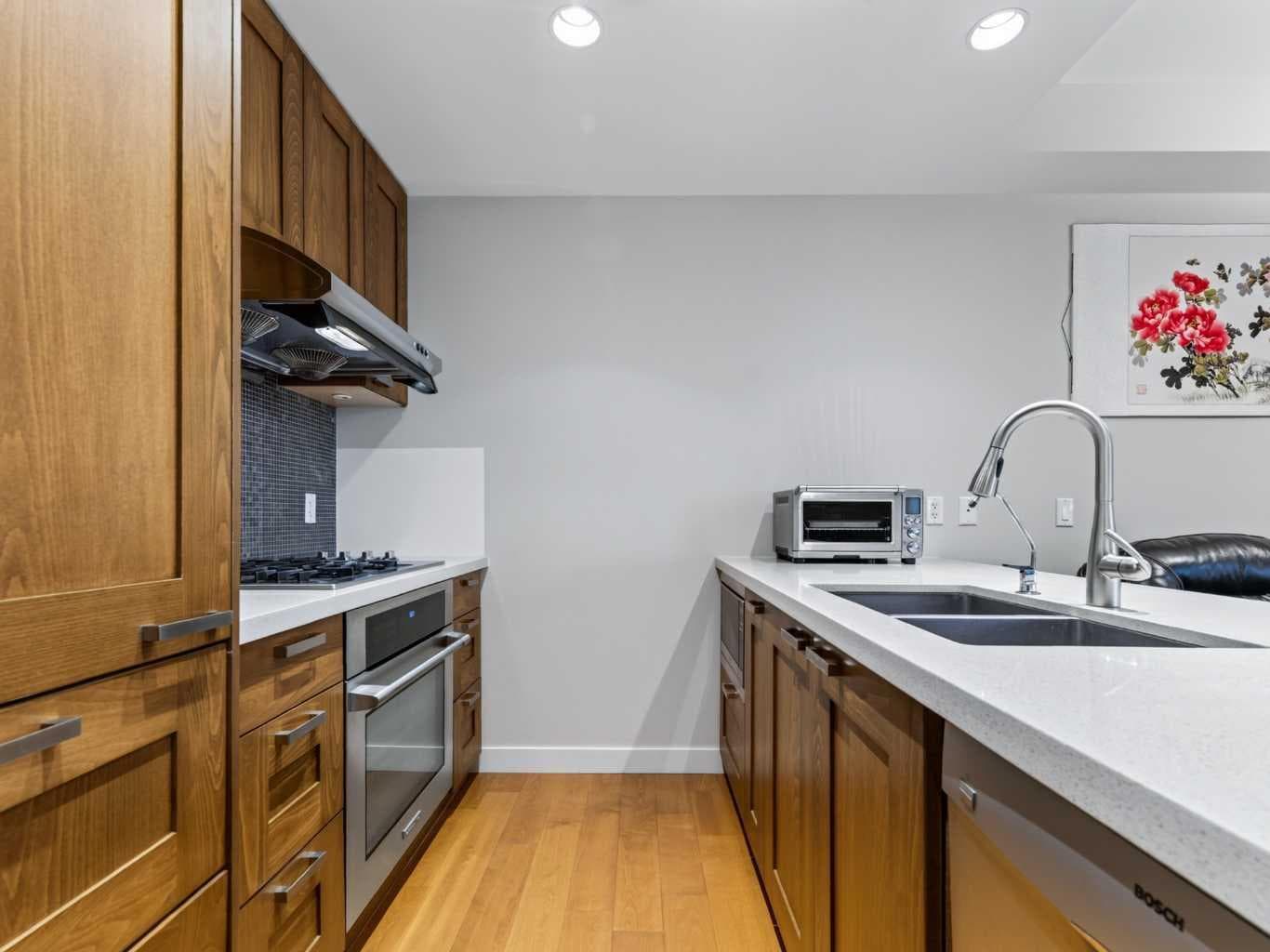 511, 222 Riverfront Avenue SW