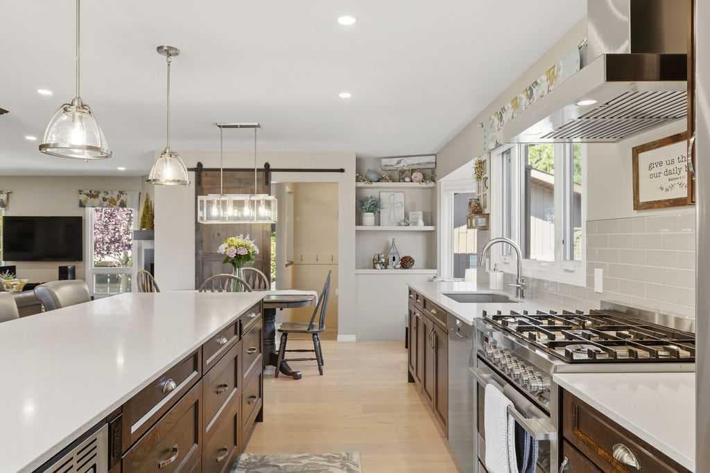 428 Parkridge Rise SE