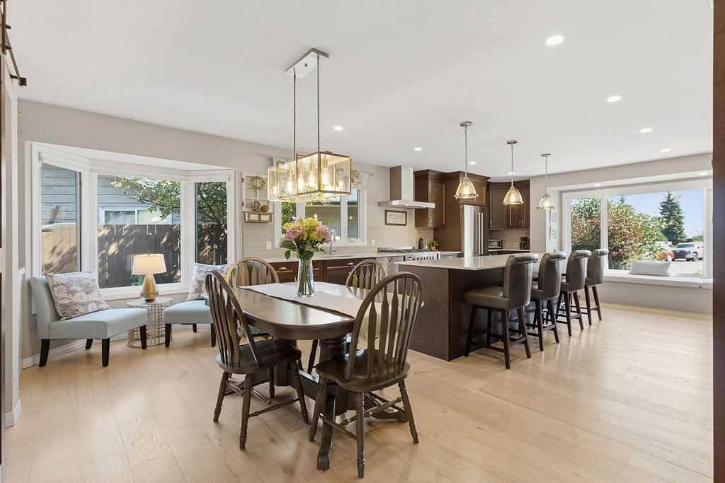 428 Parkridge Rise SE
