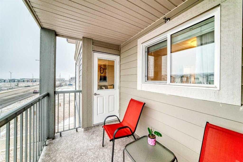 3302, 181 Skyview Ranch Manor NE