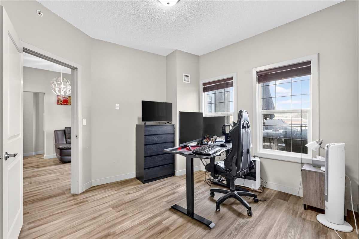 5504, 11811 Lake Fraser Drive SE