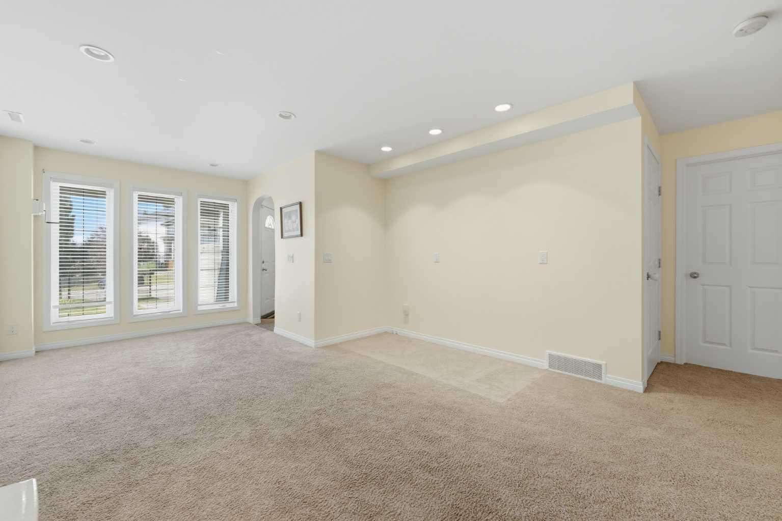116 Rockyledge Crescent NW