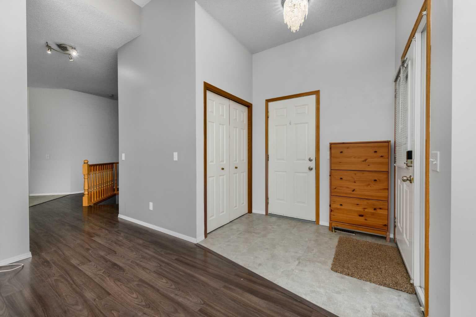 25 Prestwick Pond Terrace SE