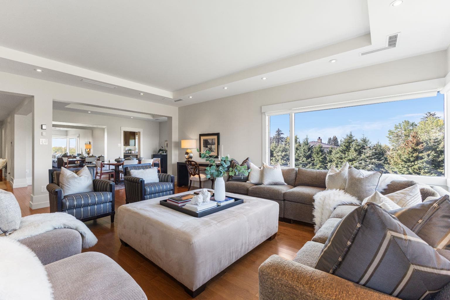 4N, 222 Eagle Ridge Drive SW