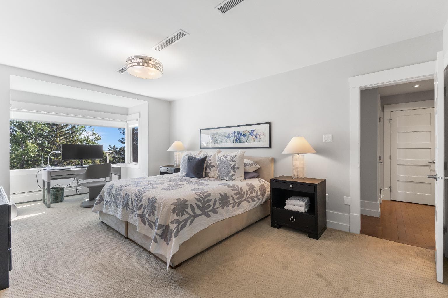 4N, 222 Eagle Ridge Drive SW