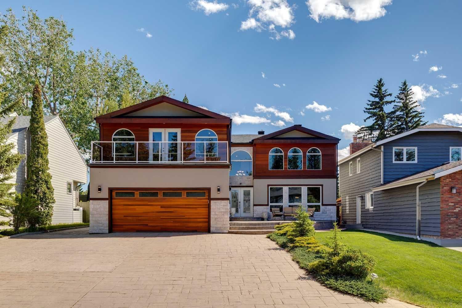 223 Pump Hill Crescent 
