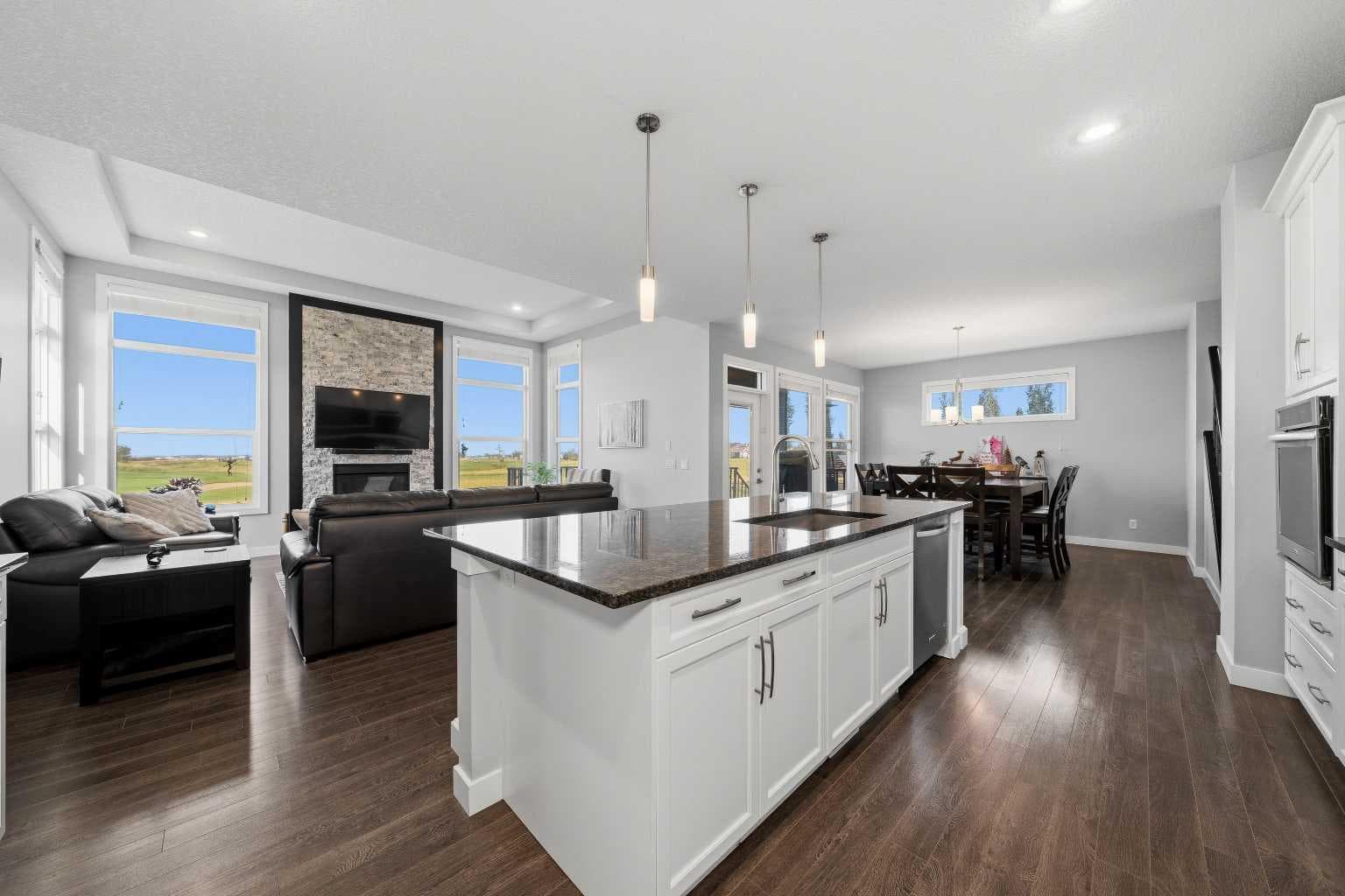 395 Boulder Creek Bay SE