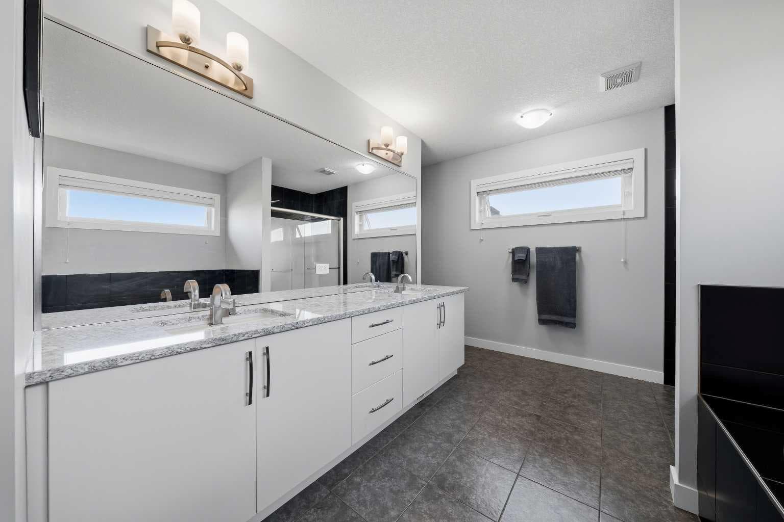 395 Boulder Creek Bay SE