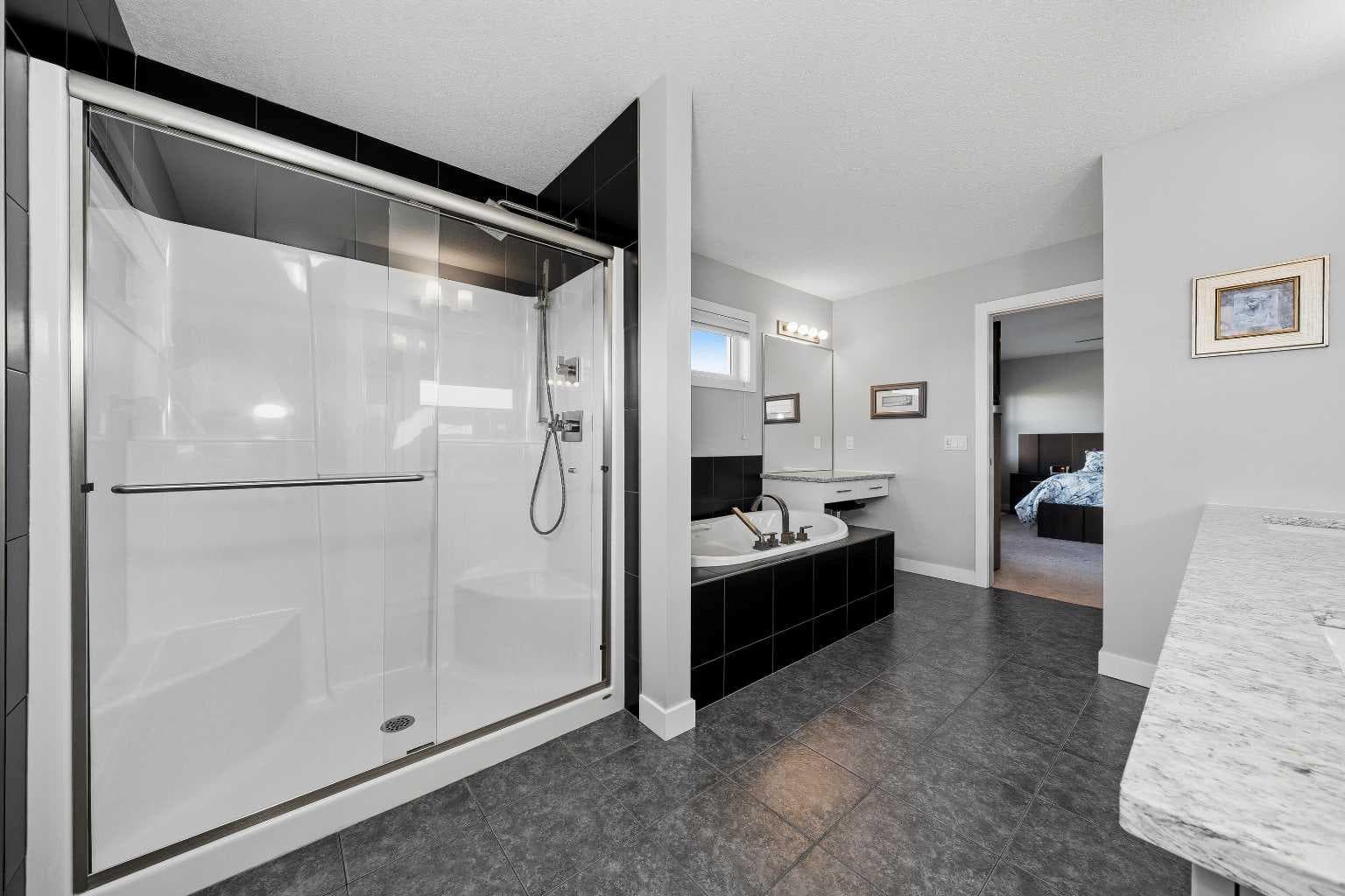 395 Boulder Creek Bay SE