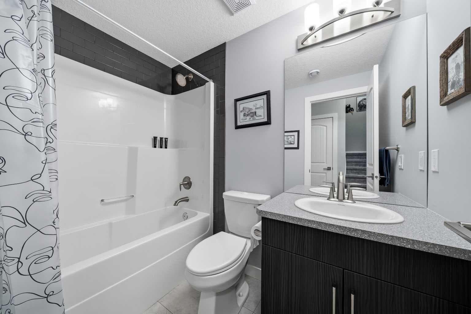 395 Boulder Creek Bay SE