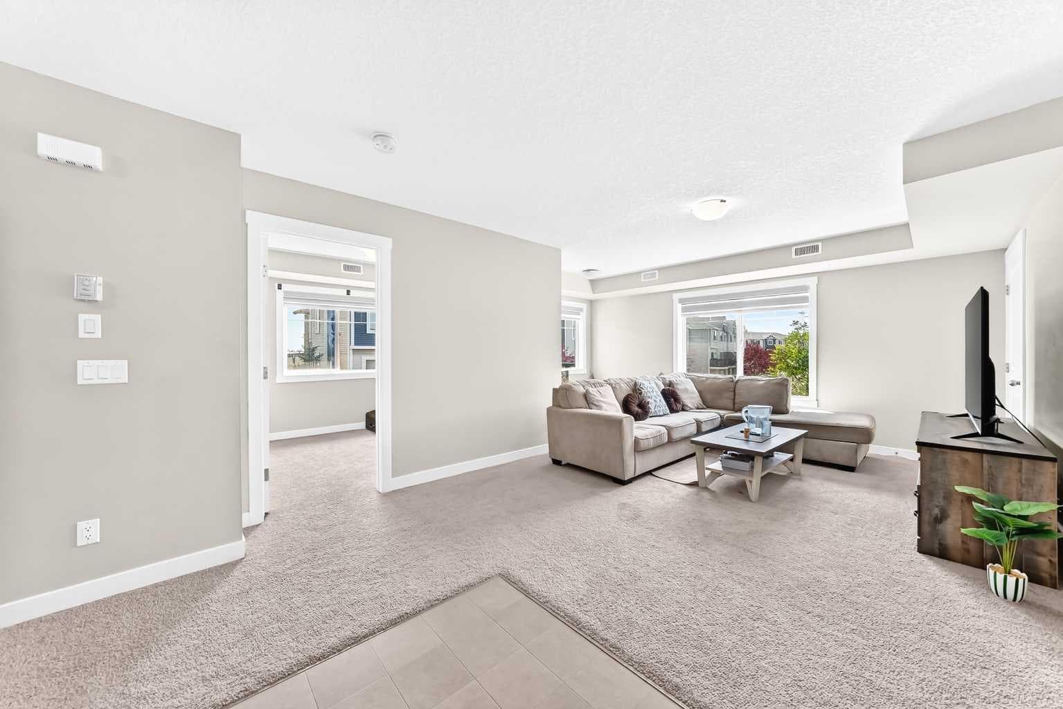 196, 300 Marina Drive 