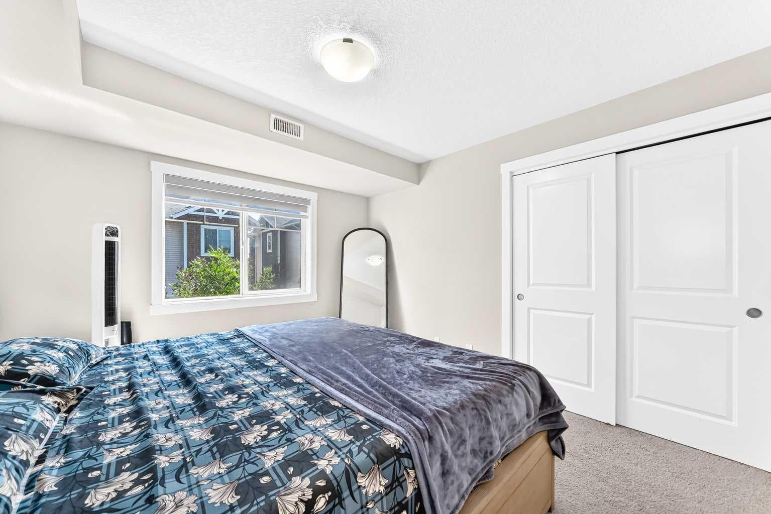 196, 300 Marina Drive 