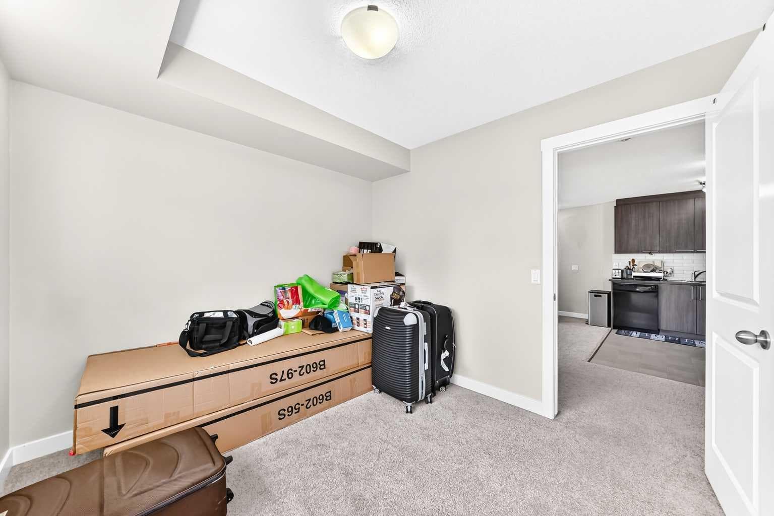 196, 300 Marina Drive 
