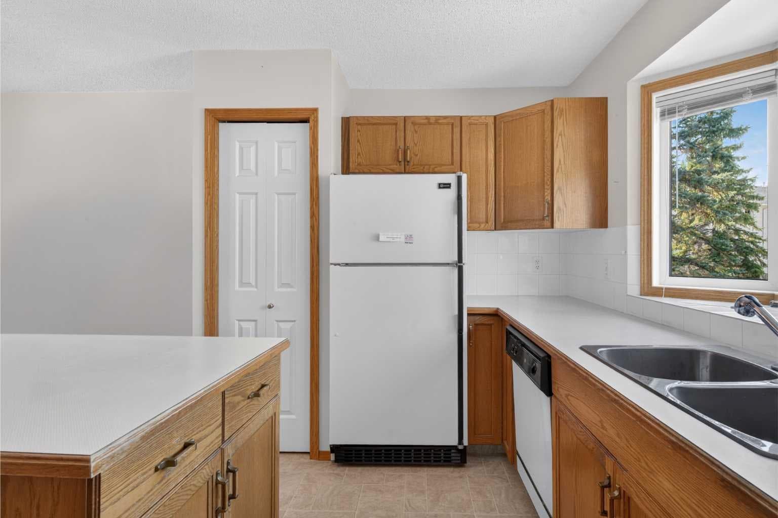 52 Glenbrook Villas SW