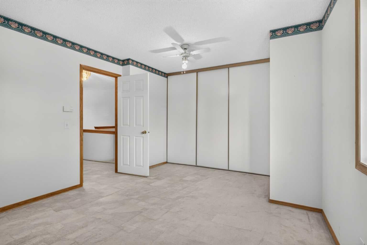 52 Glenbrook Villas SW
