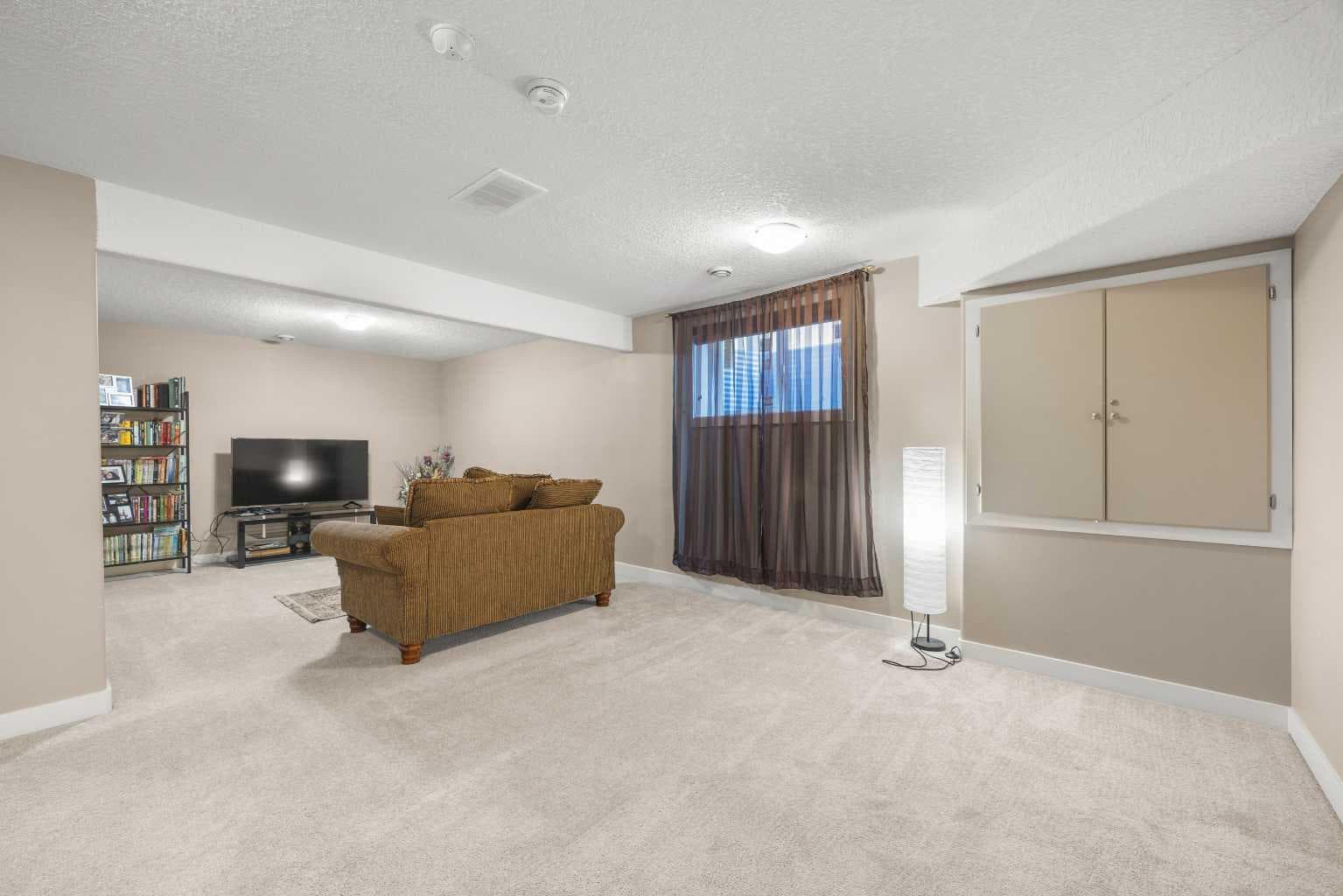 162 Sherwood Hill NW