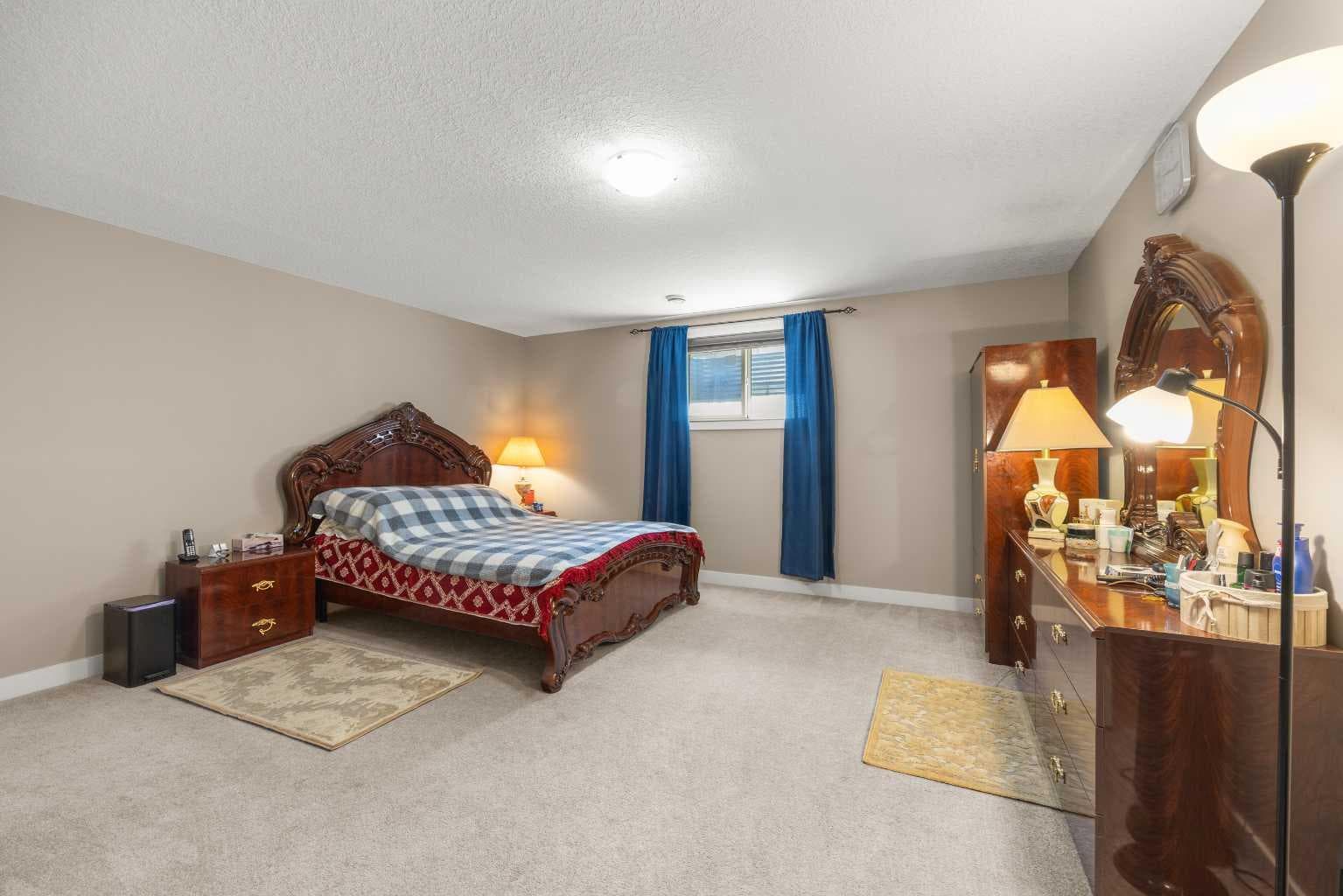 162 Sherwood Hill NW