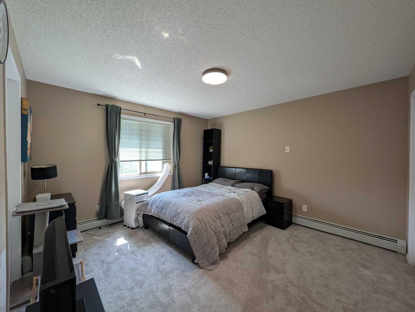 1421, 8 Bridlecrest Drive SW