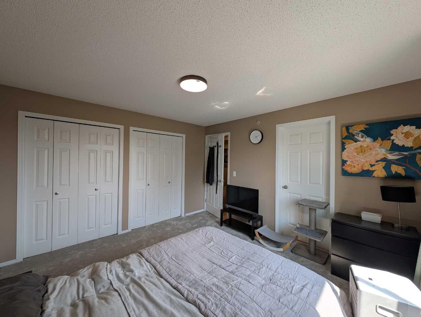 1421, 8 Bridlecrest Drive SW