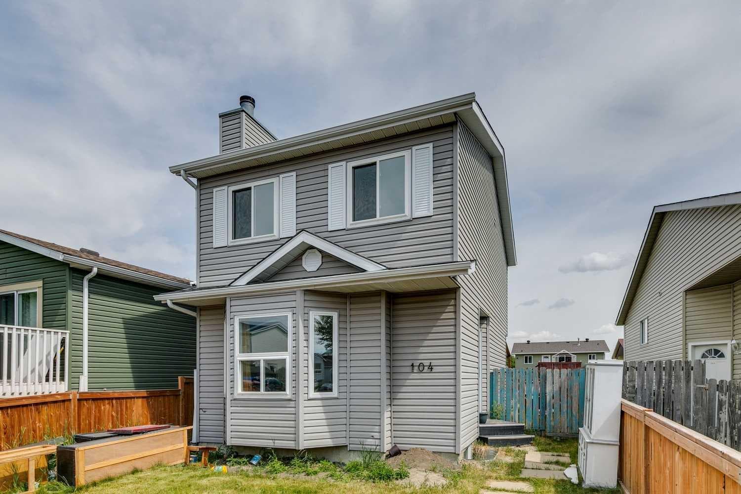 104 Falmere Way NE