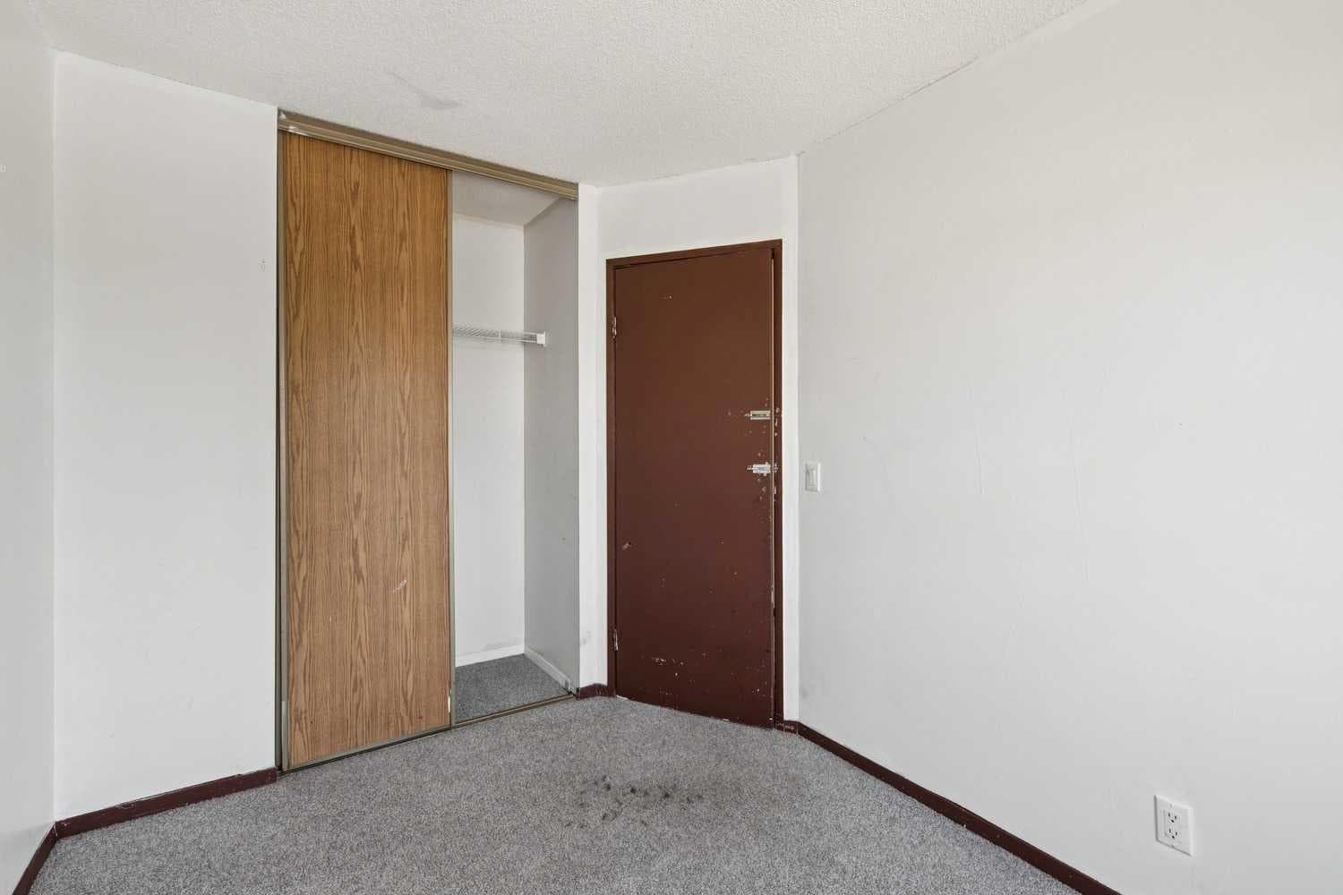 104 Falmere Way NE
