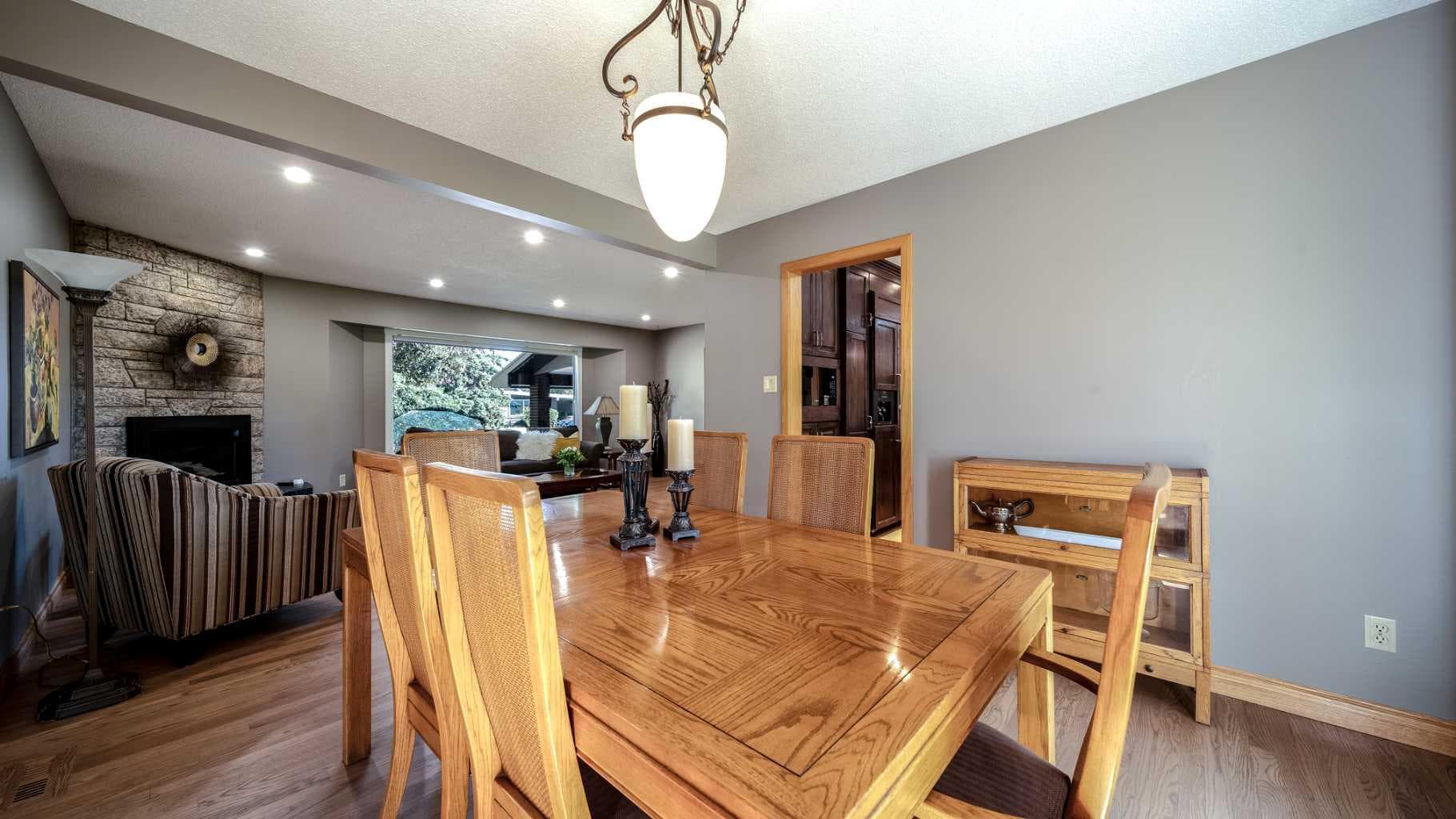 152 Mapleburn Drive SE
