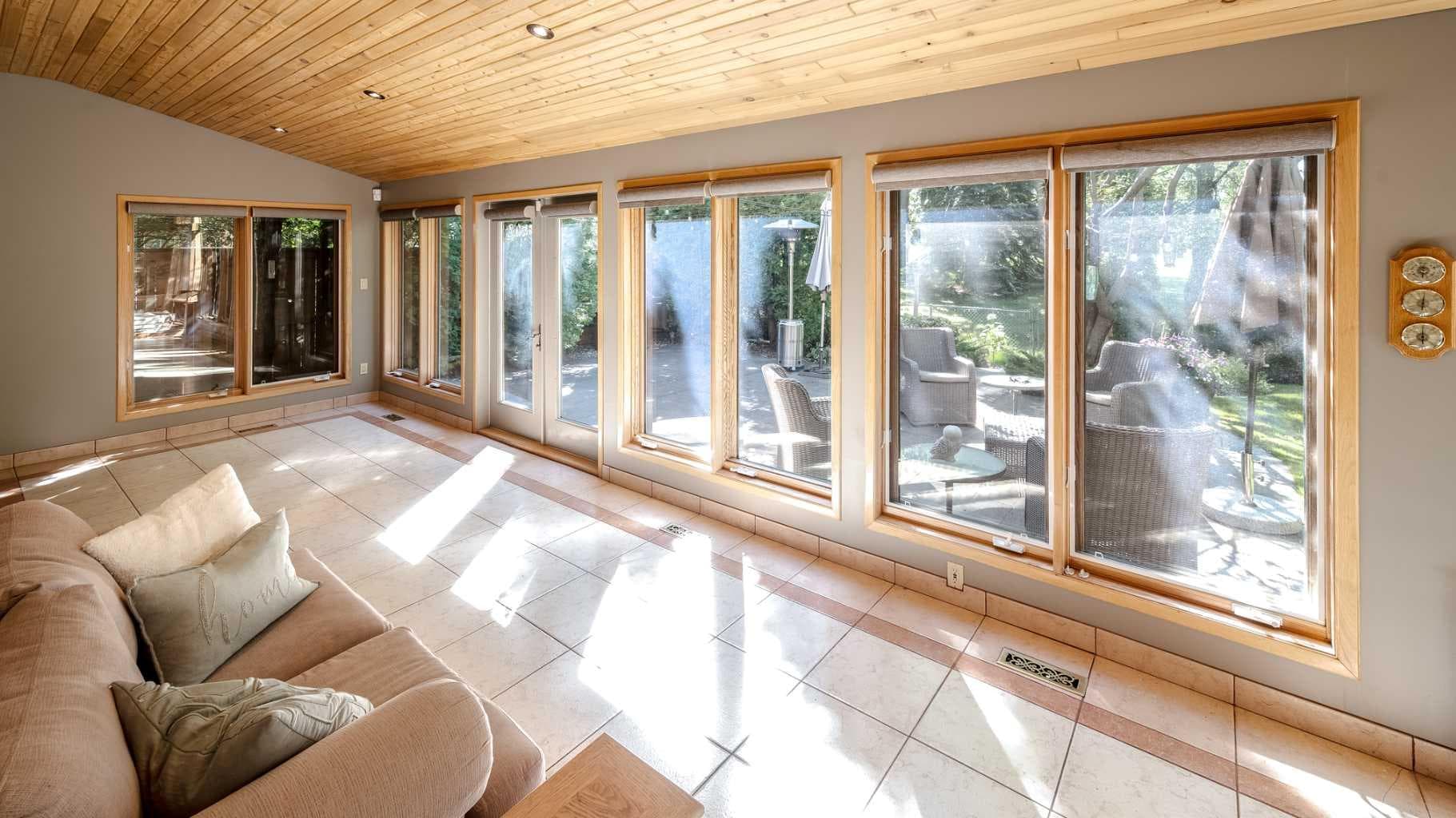 152 Mapleburn Drive SE