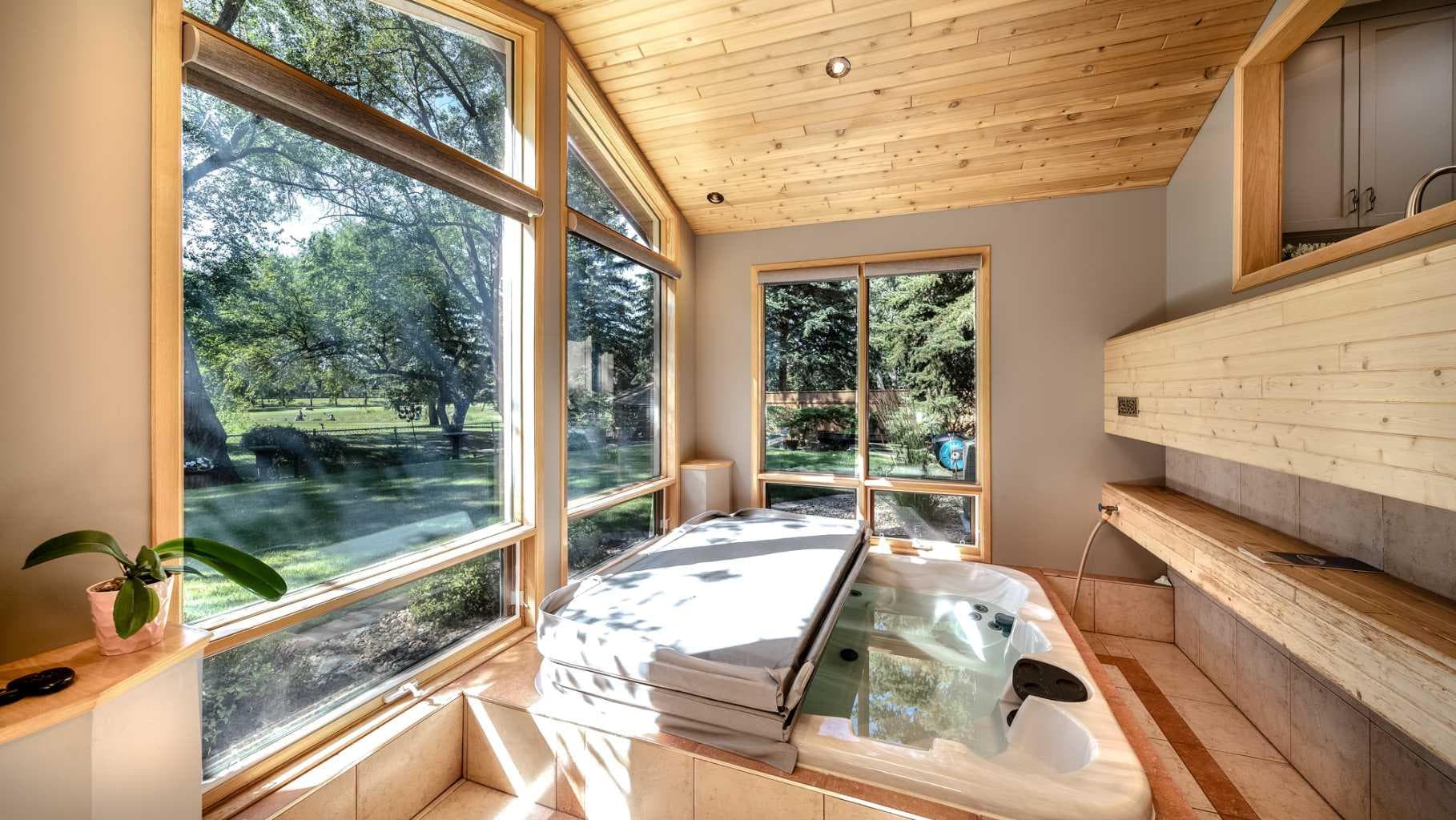 152 Mapleburn Drive SE