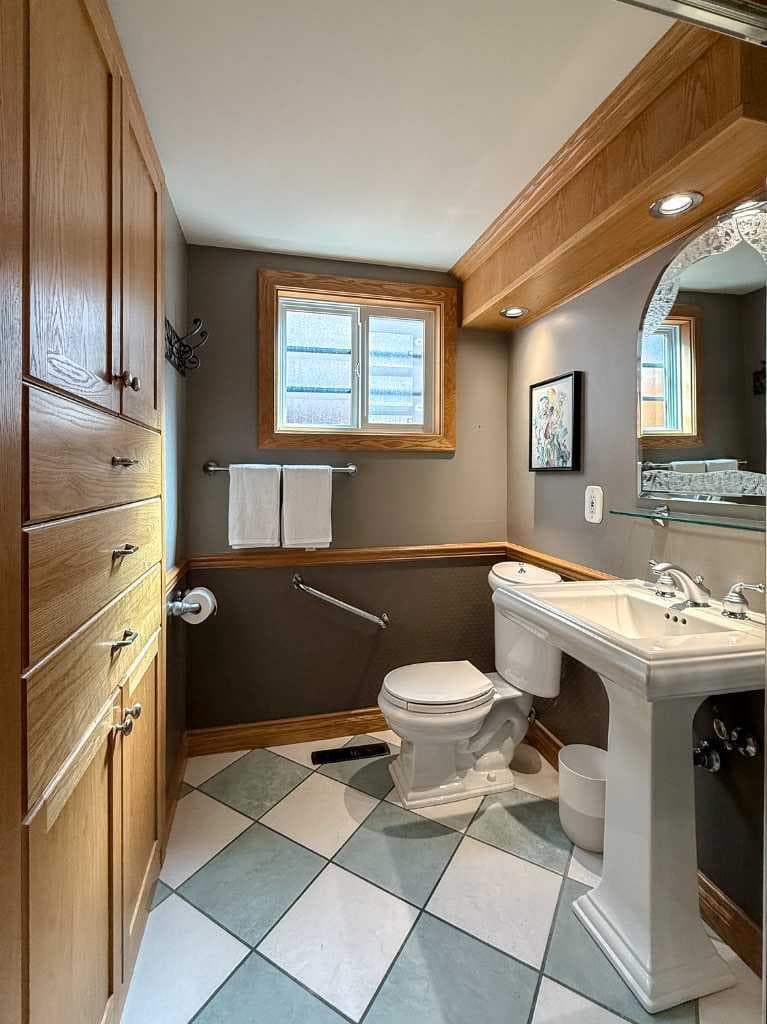 152 Mapleburn Drive SE